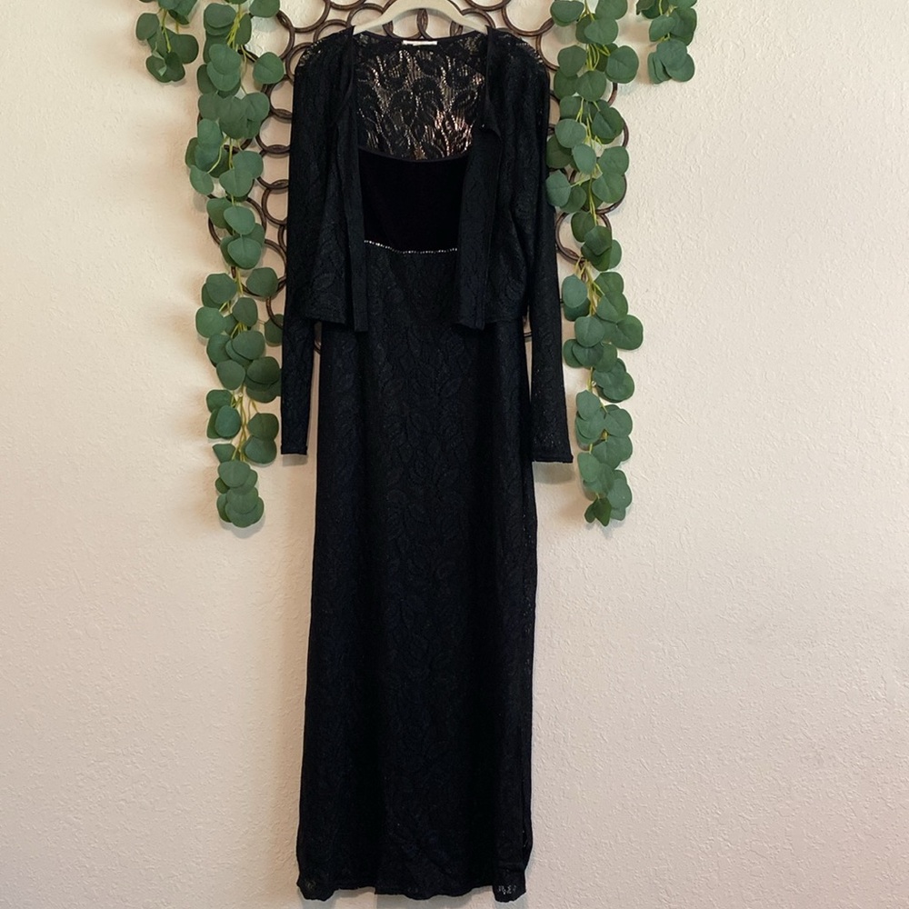 American Vintage Black Square Neck Gown